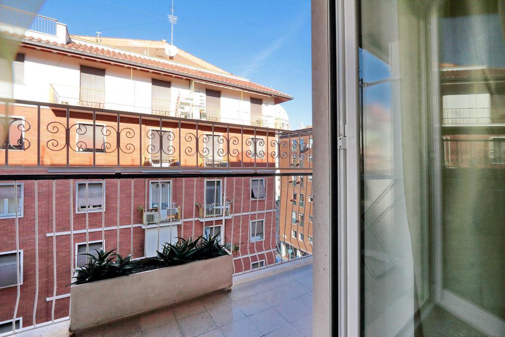 Il Bacio Holidayhouse Best Location For Jubilee 2024-2026 Roma Exterior foto