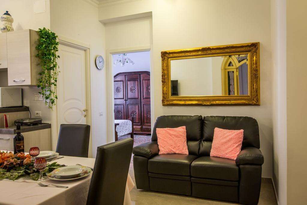 Il Bacio Holidayhouse Best Location For Jubilee 2024-2026 Roma Exterior foto